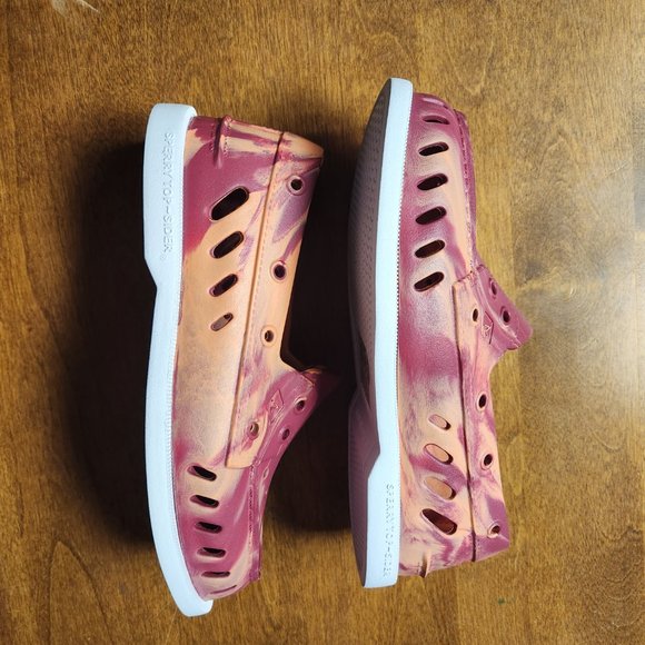 Brand New. Sperry float shoes- Red and orange Size 6 Women's - Picture 3 of 5